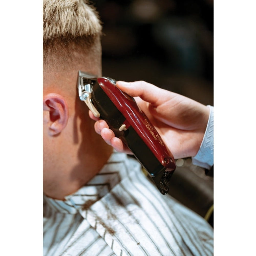 WAHL Professional 5 Star Cordless Magic Clip Clipper with Combs